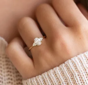1.07 cttw. Oval Diamond Ring