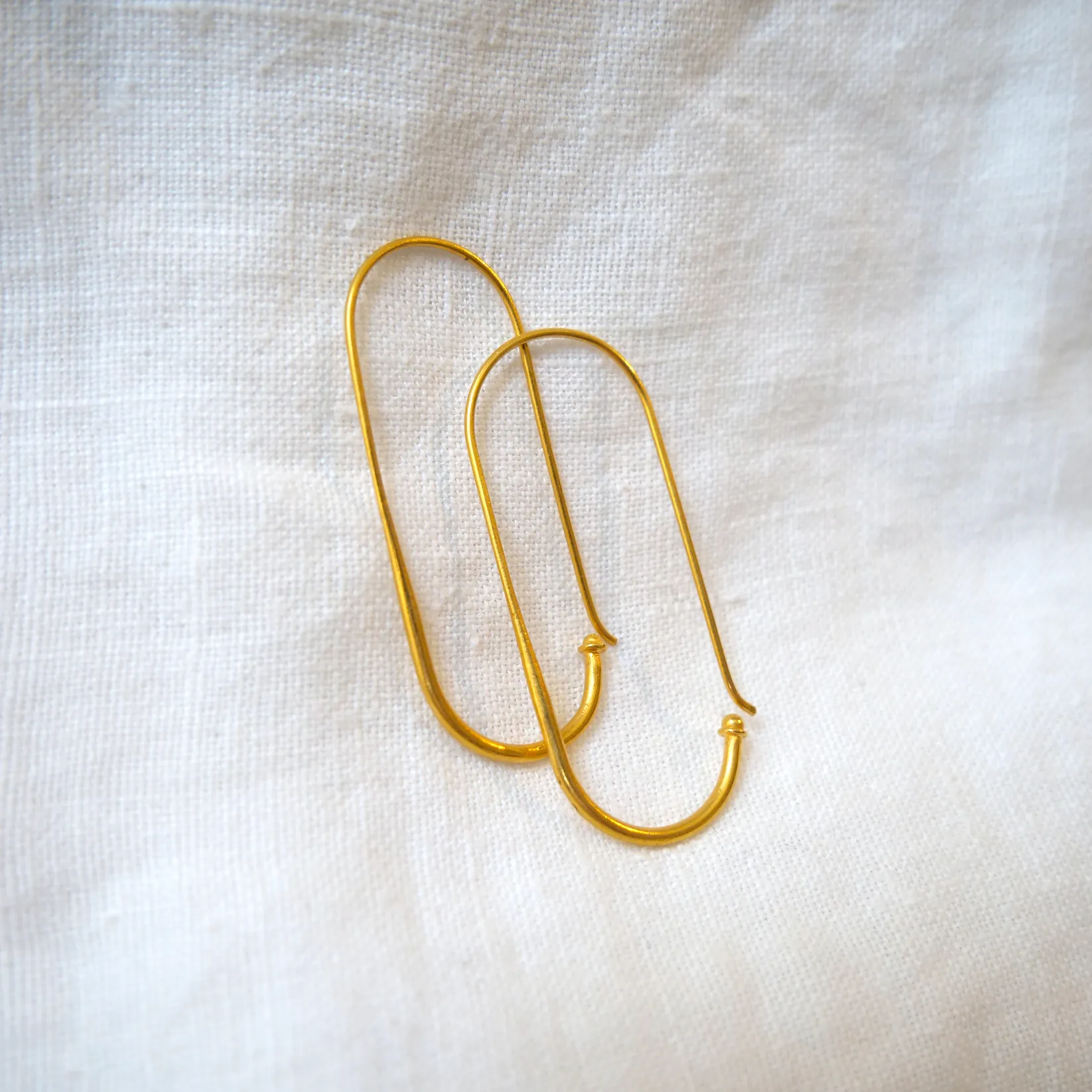 18k Long Oval Hoops