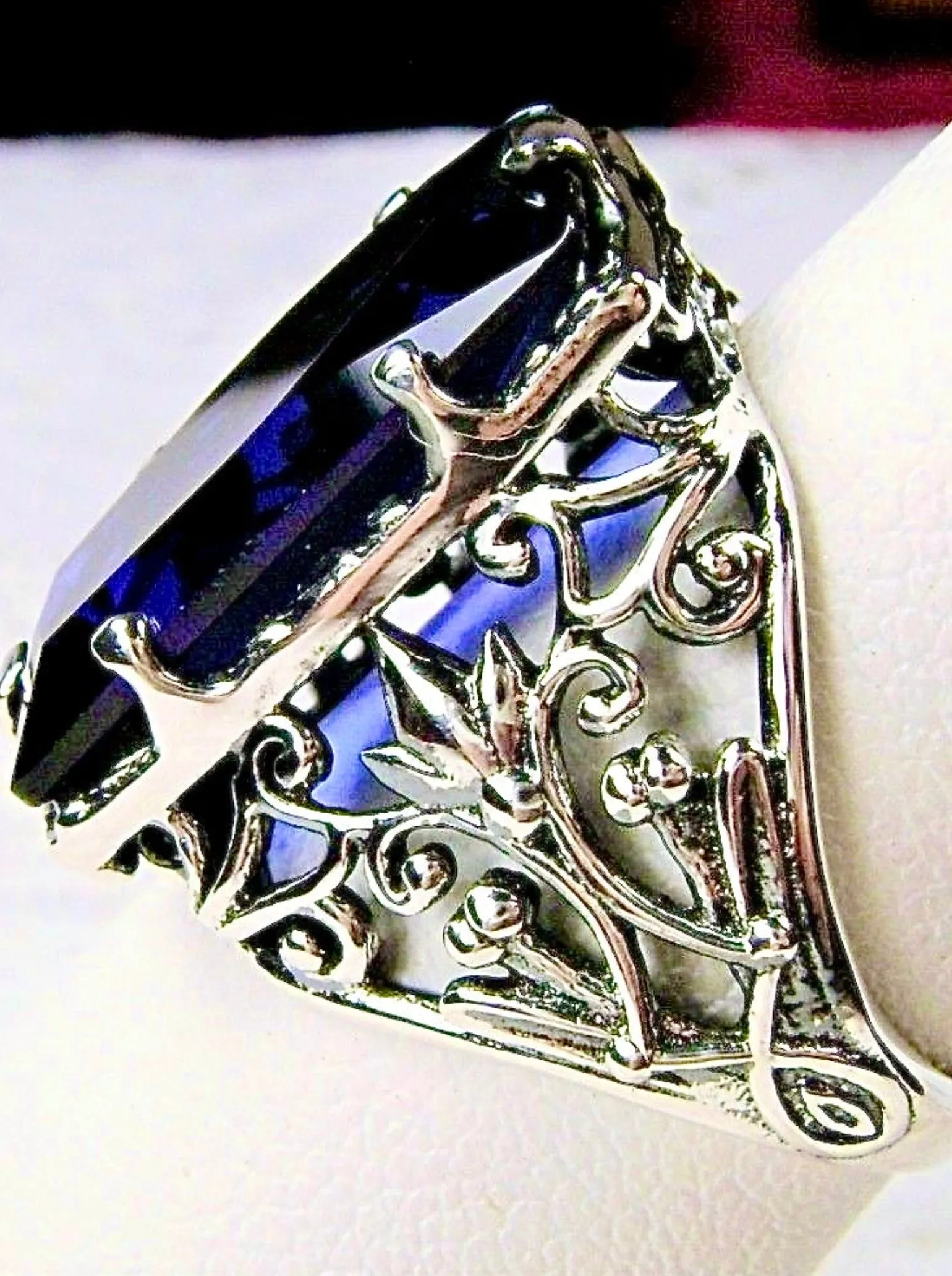 Blue Sapphire Ring, Baguette Gem, Floral Leaf Filigree, Victorian Jewelry, D32