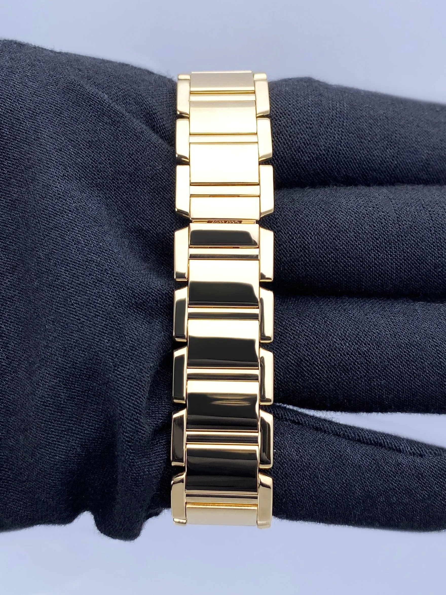Cartier Tank Francaise W5000256 Yellow Gold Ladies Watch