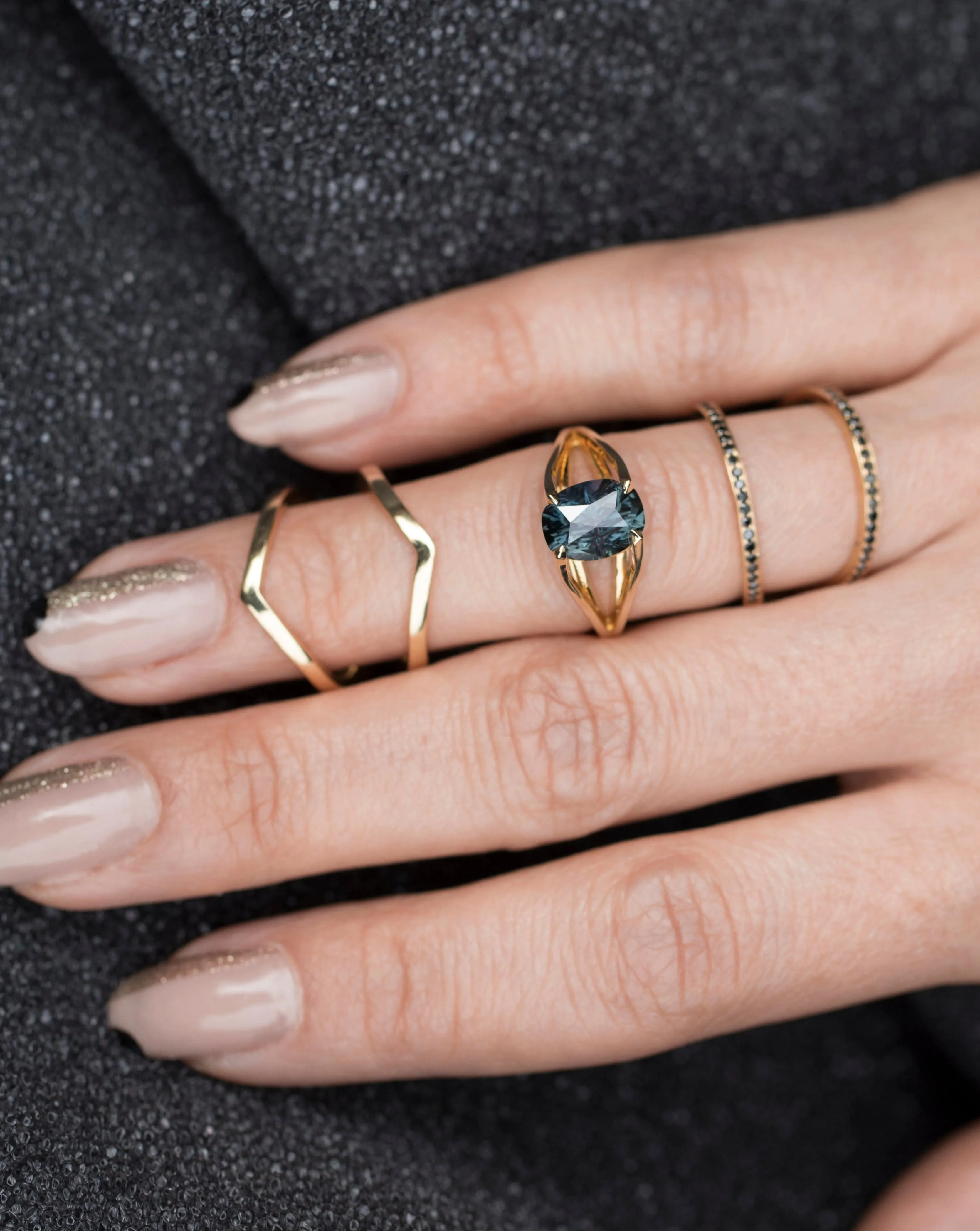 Centered Ring Yellow Gold