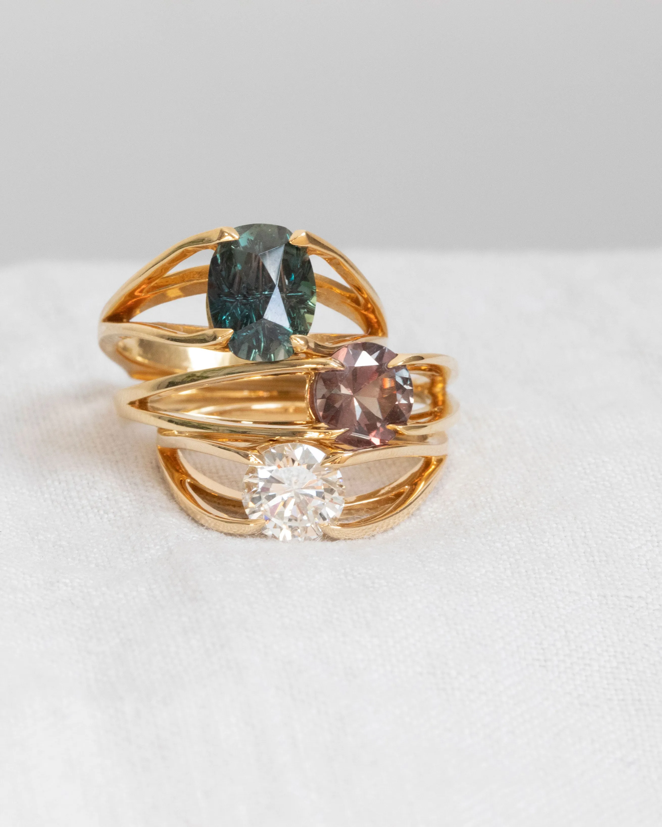 Centered Ring Yellow Gold