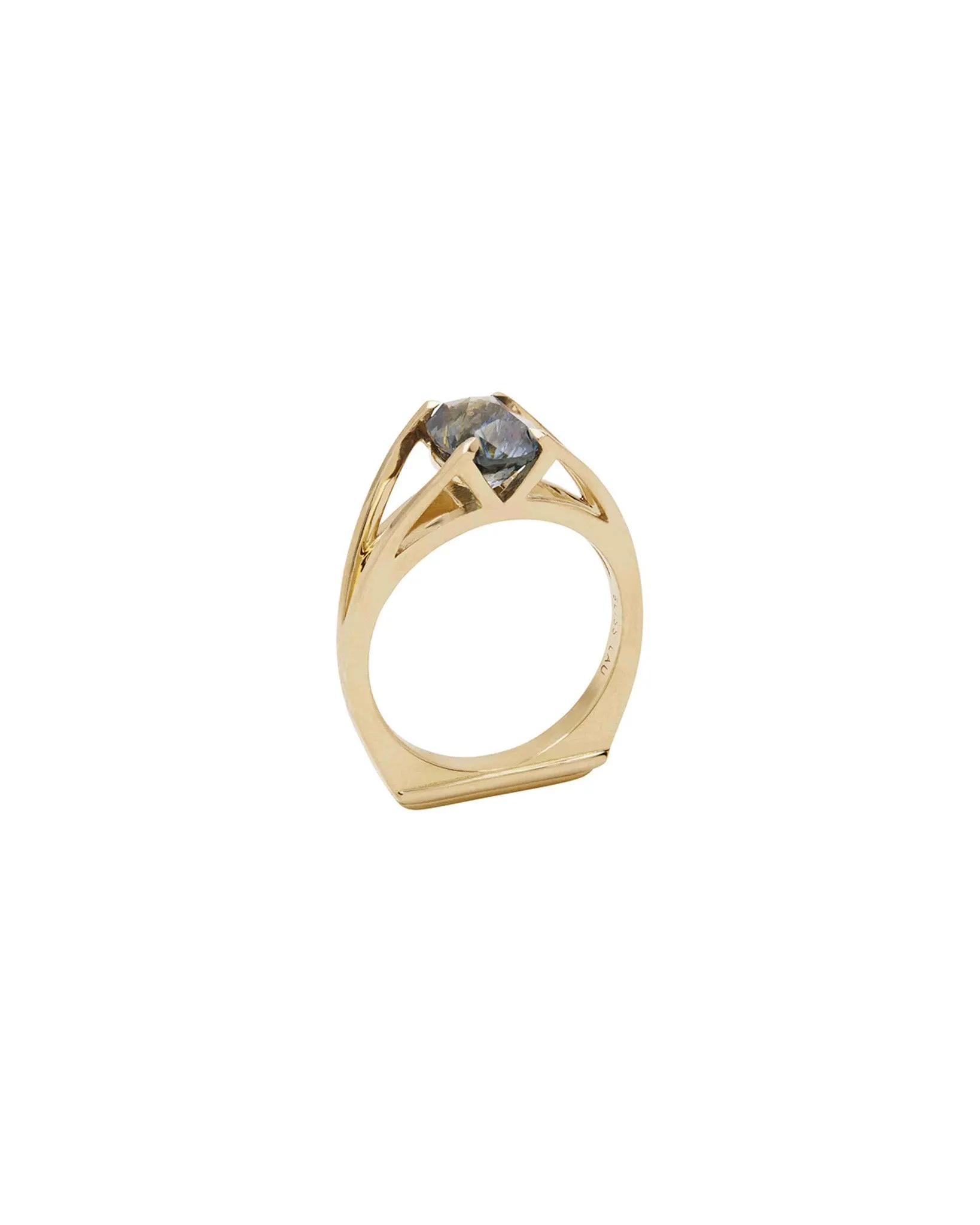 Centered Ring Yellow Gold