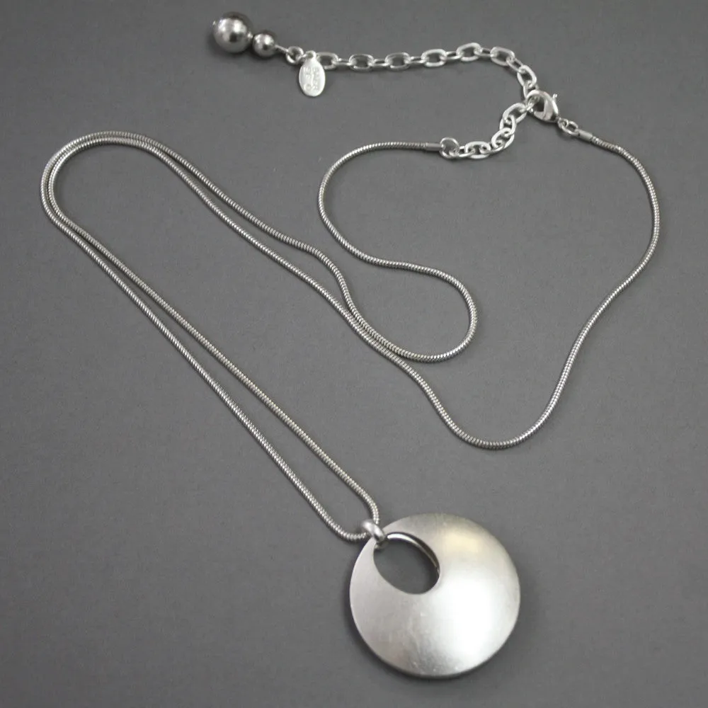 Cutout Discs Necklace