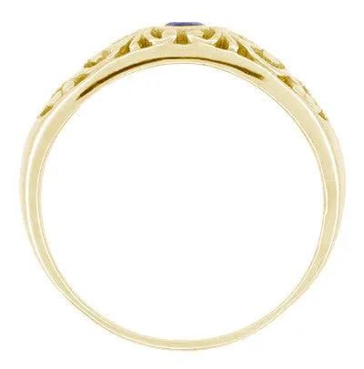 Edwardian Scroll Filigree Sapphire Ring in 14 Karat Yellow Gold