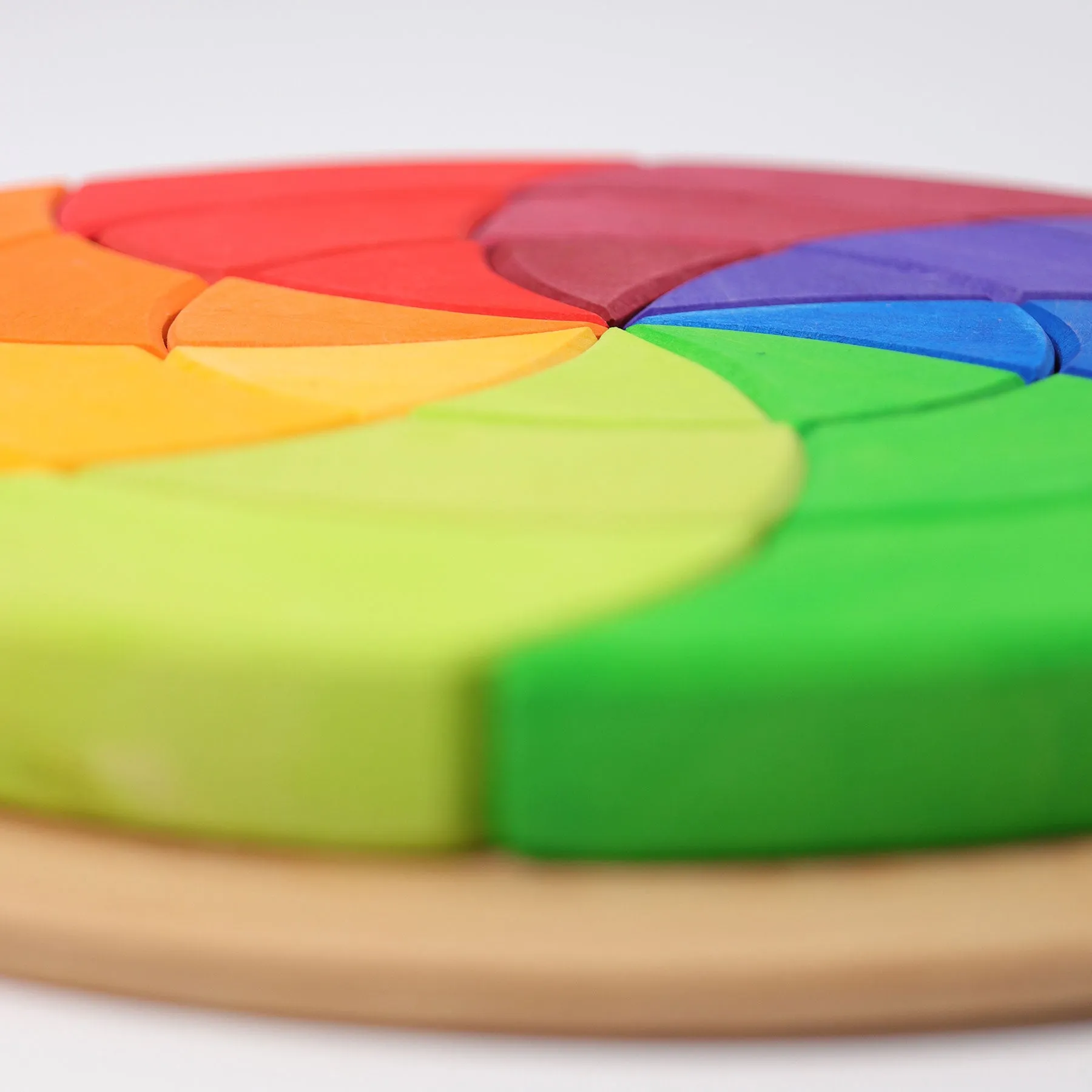 Grimm's Geothe's Colour Circle Puzzle
