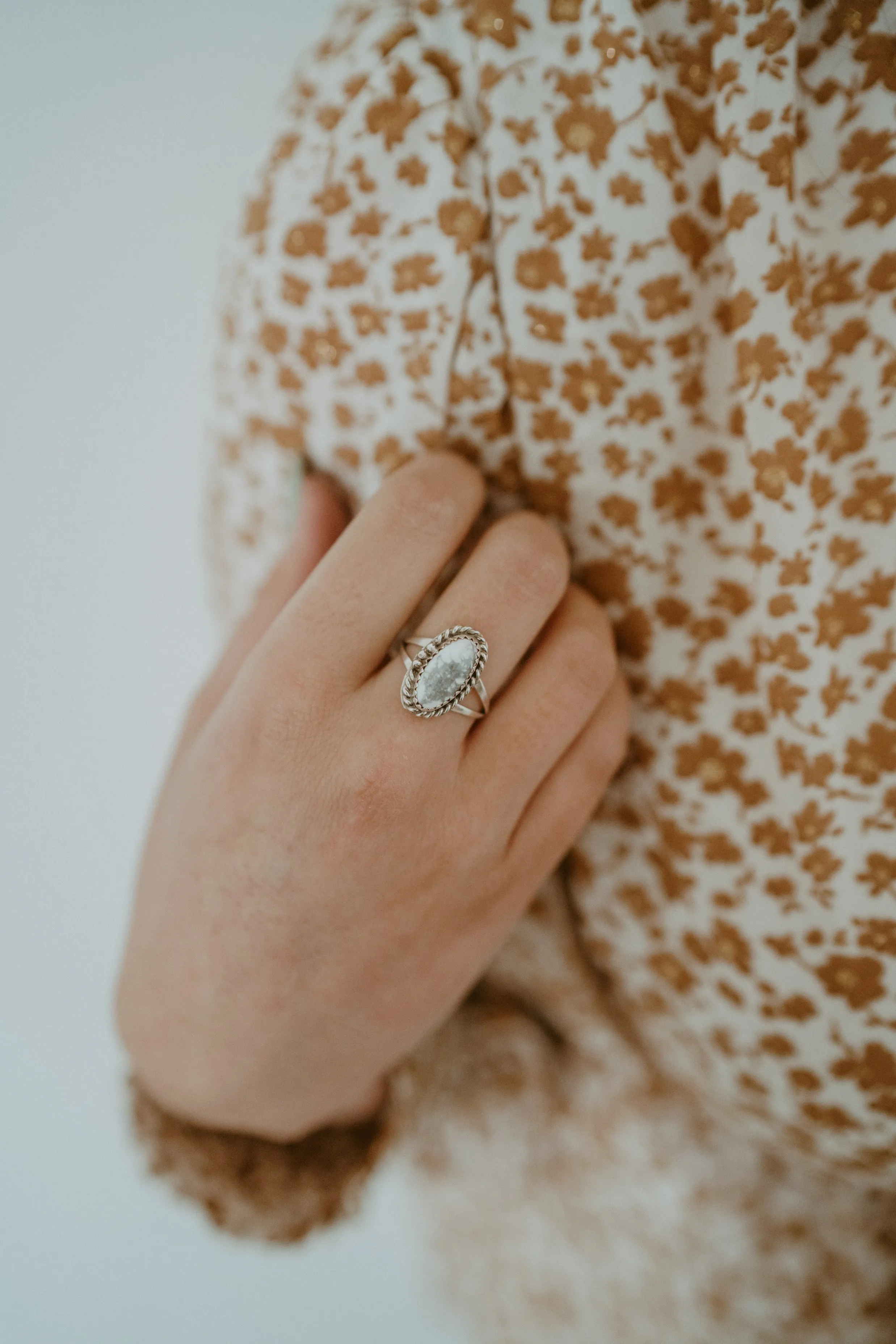 Jill Ring | Howlite