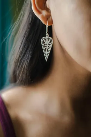 Kaisori Wood Earrings - Alpana