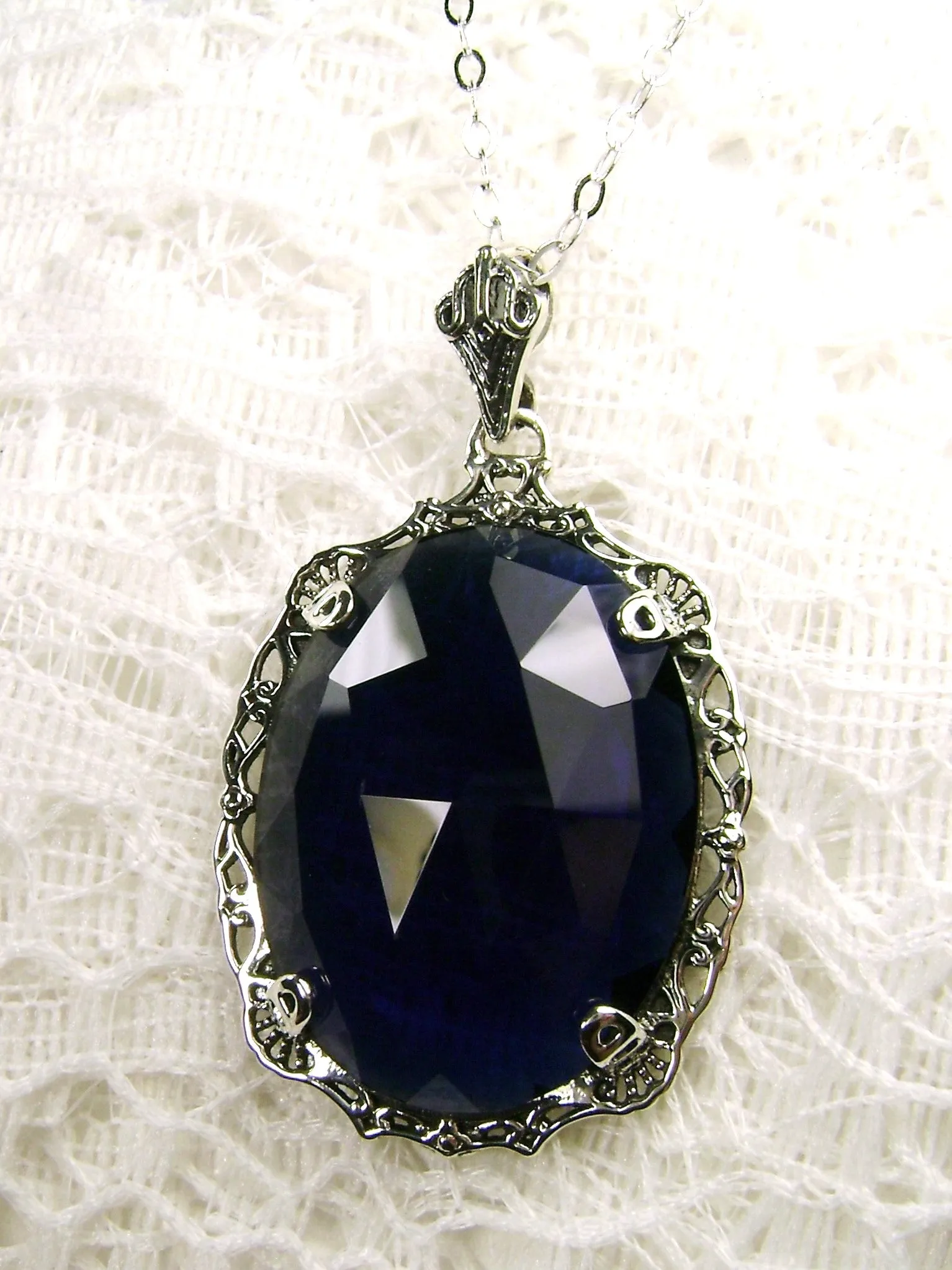 P10, Bubble Pendant, Victorian Reproduction Pendant Necklace, P10