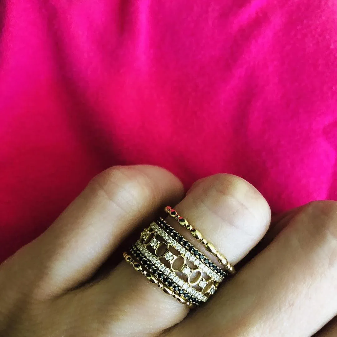 Petite Motif Band