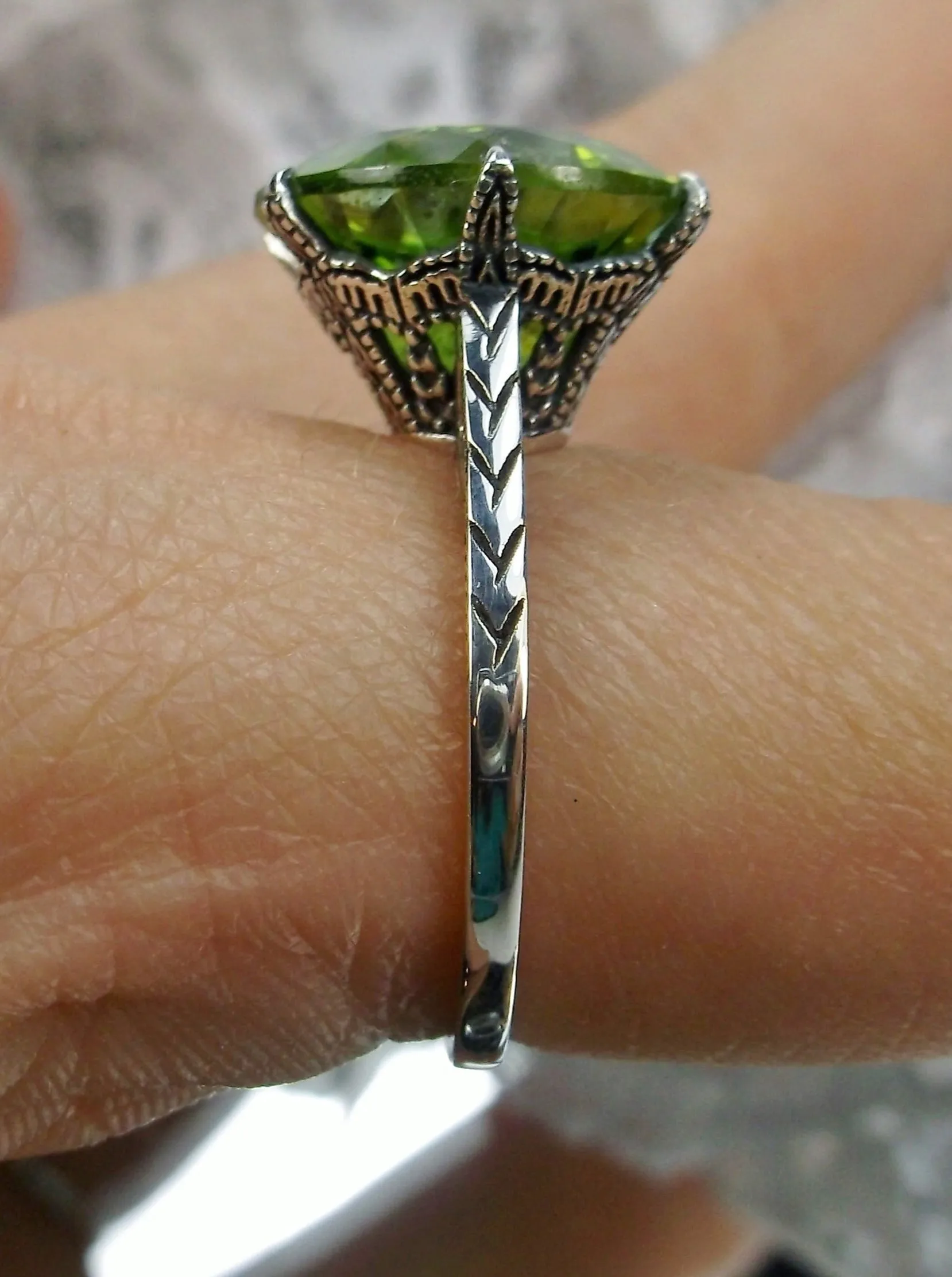 Solitaire Ring, Peridot Green Classic Victorian Jewelry #D37