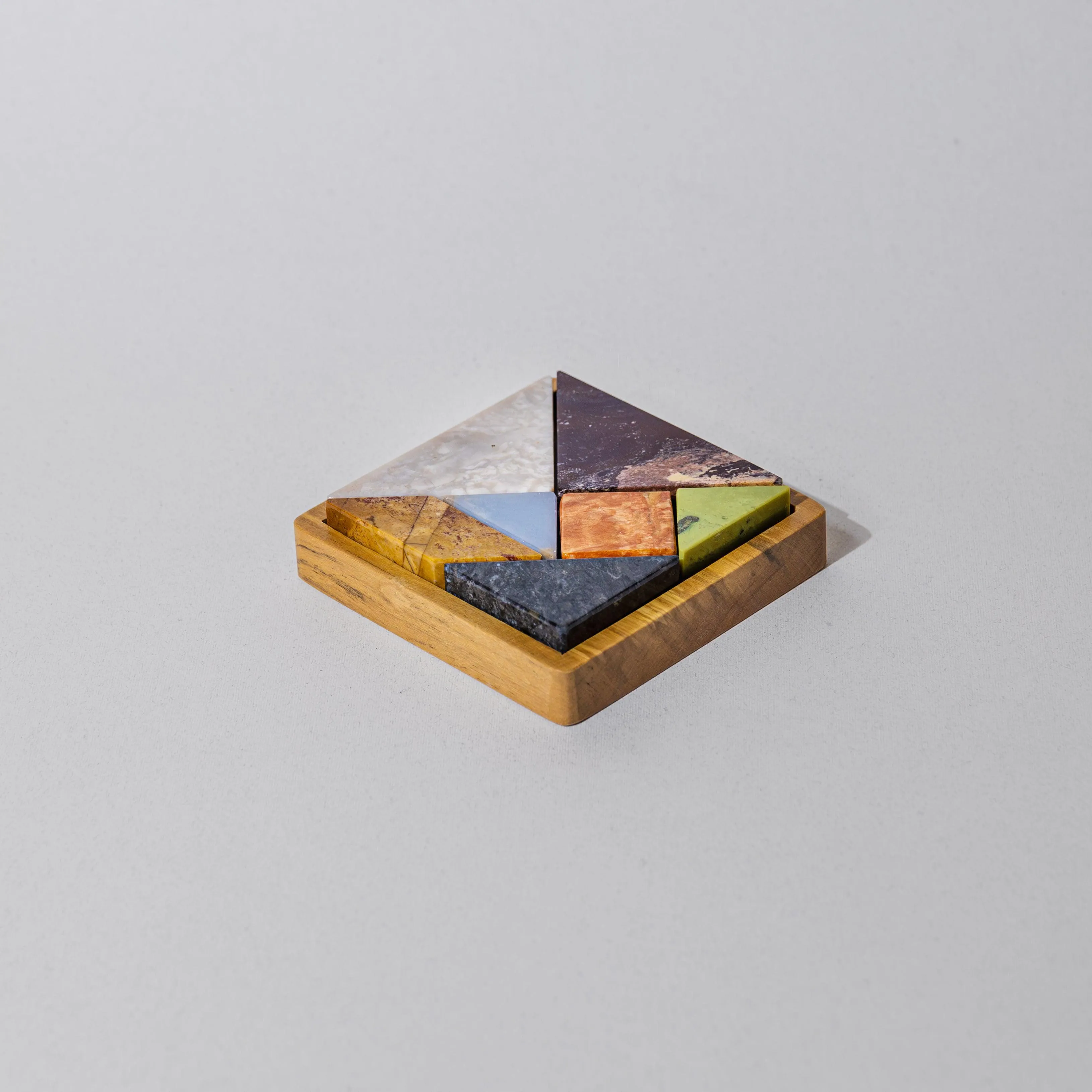 Tangram Gemstone Puzzle