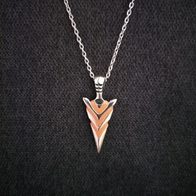 Vintage Punk Luminous Totem Crow Skull Necklace