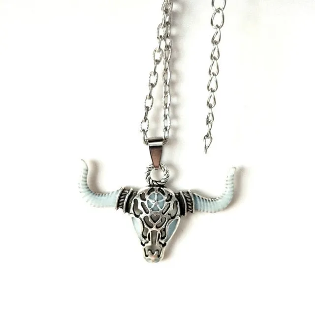 Vintage Punk Luminous Totem Crow Skull Necklace