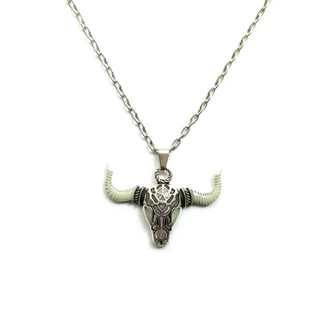 Vintage Punk Luminous Totem Crow Skull Necklace