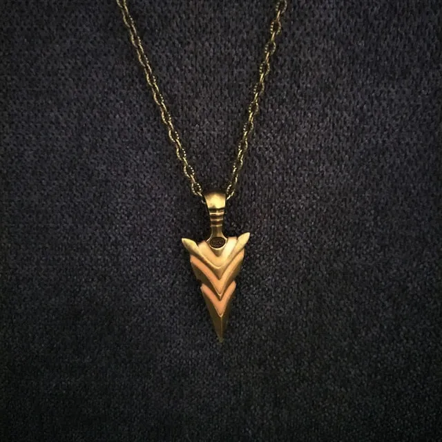 Vintage Punk Luminous Totem Crow Skull Necklace